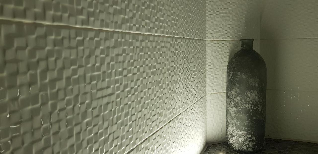 Apartment Plaza ----Wallbox 11Kw 16A ----- Private Spa- Jacuzzi, Infrared Sauna, Luxury Massage Chair, Parking, Entry With Pin 0 - 24H, Free Cancellation 24 Hours Before Check In Slavonski Brod Exterior foto